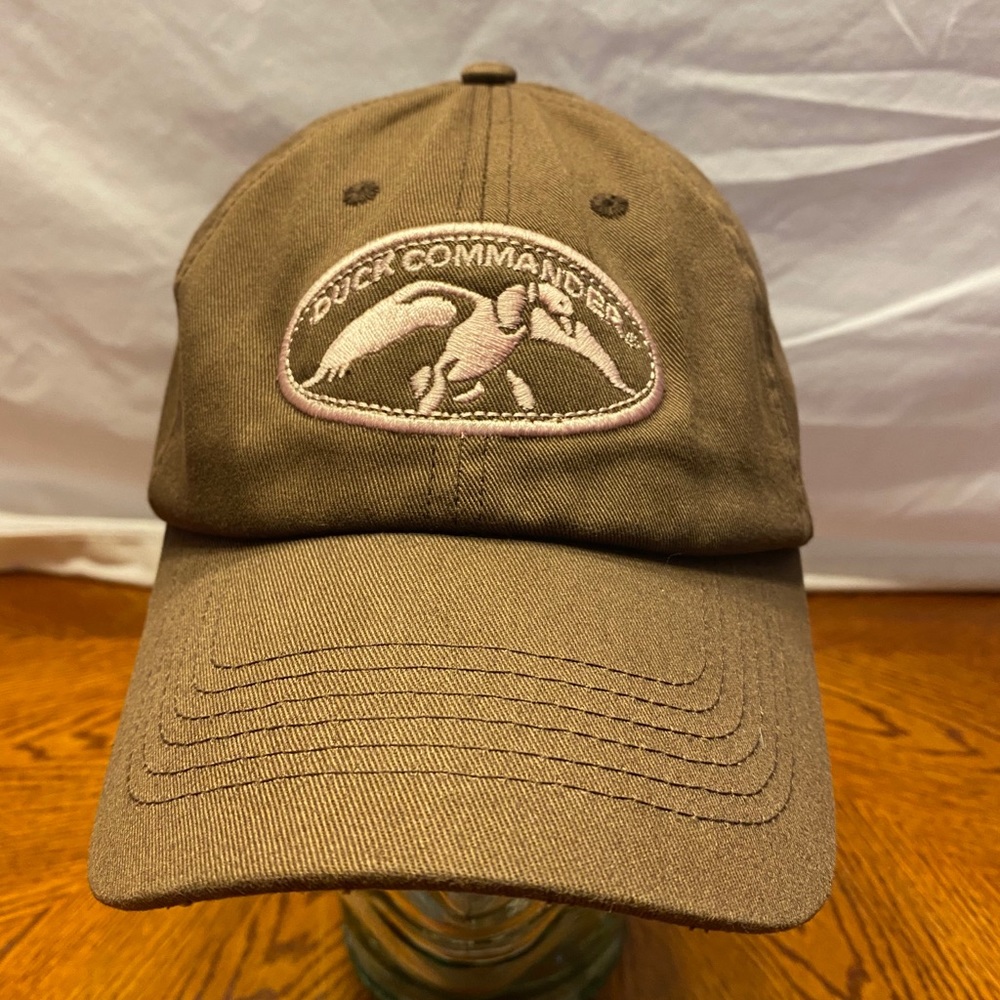 Duck Commander Logo Brown and pink Ladies Trucker
